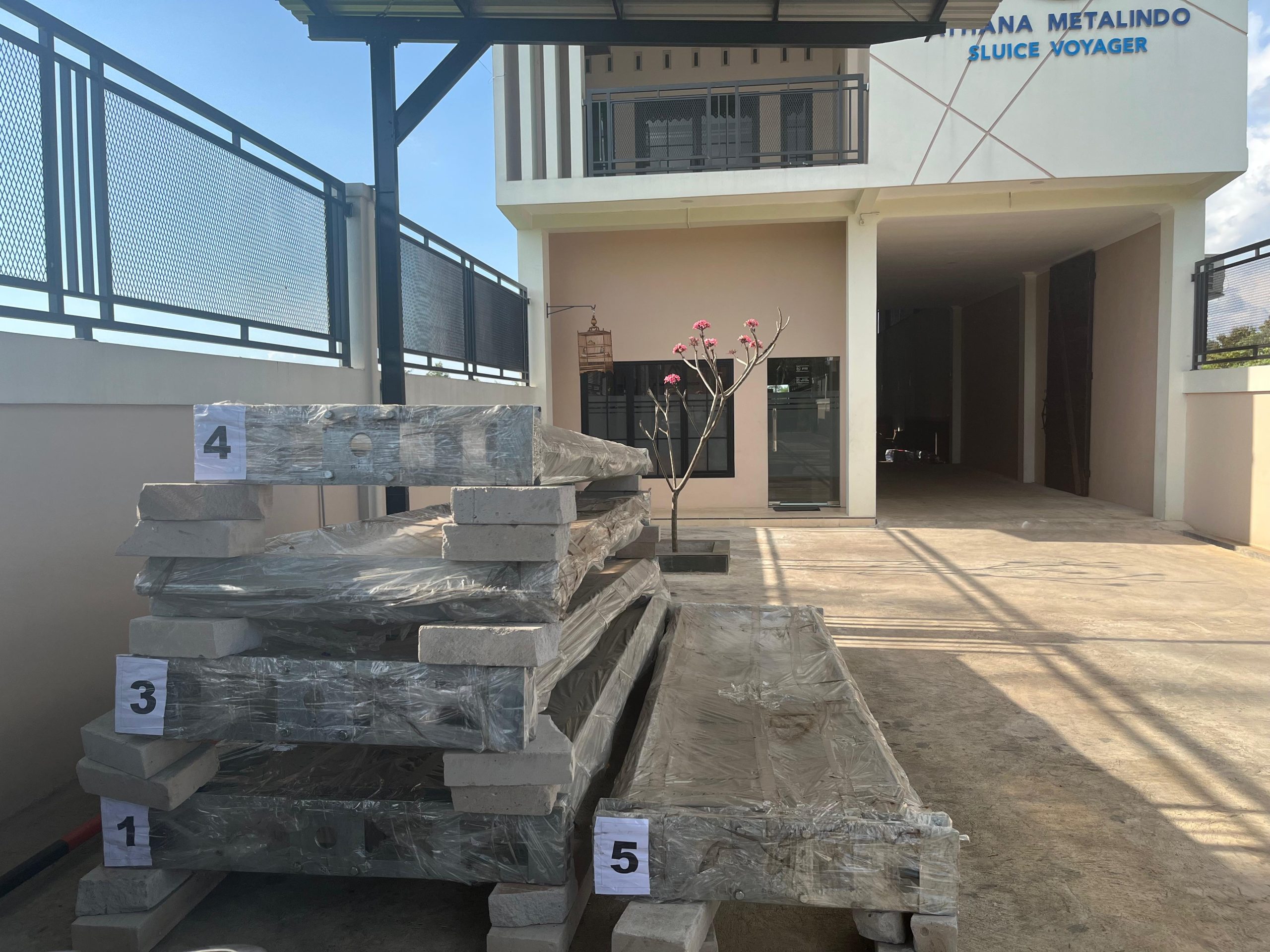 PINTU AIR