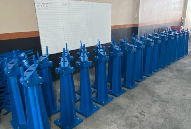 METAL STATIS STAND